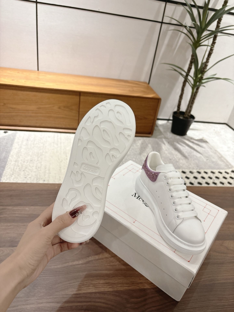a1exa*der Mcqv*en sneakers